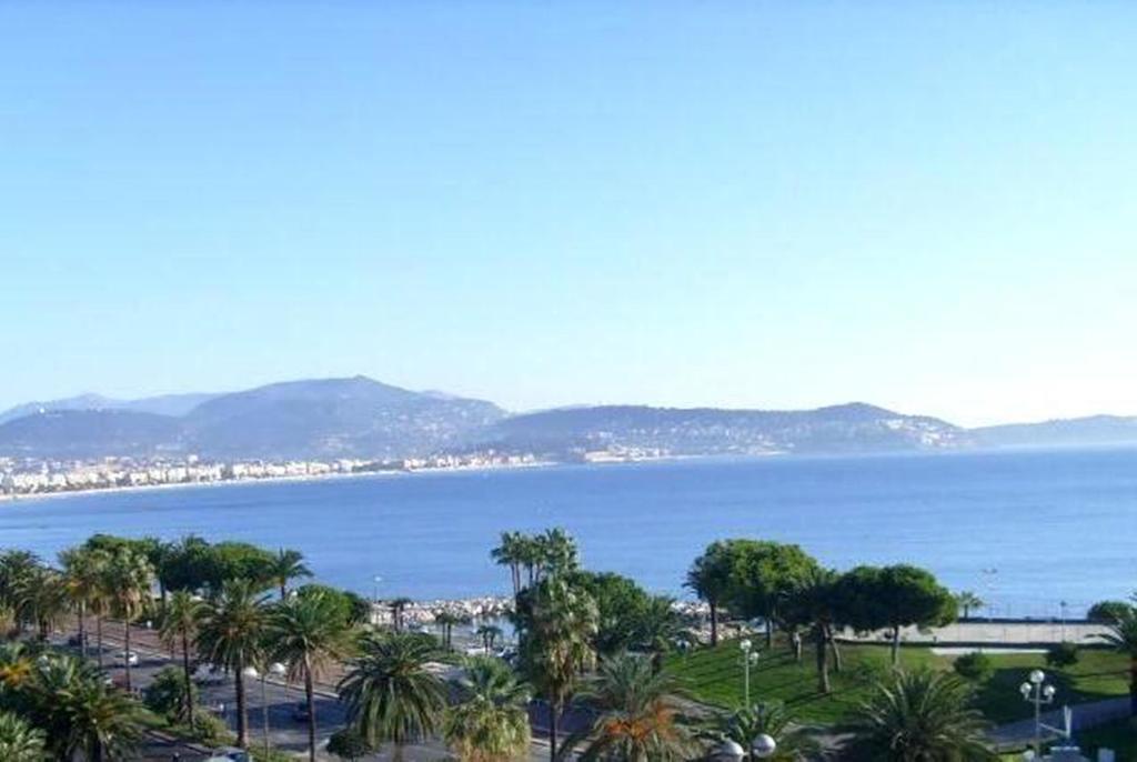 Le Riviera